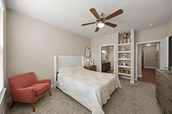 Short-term rental guest suite